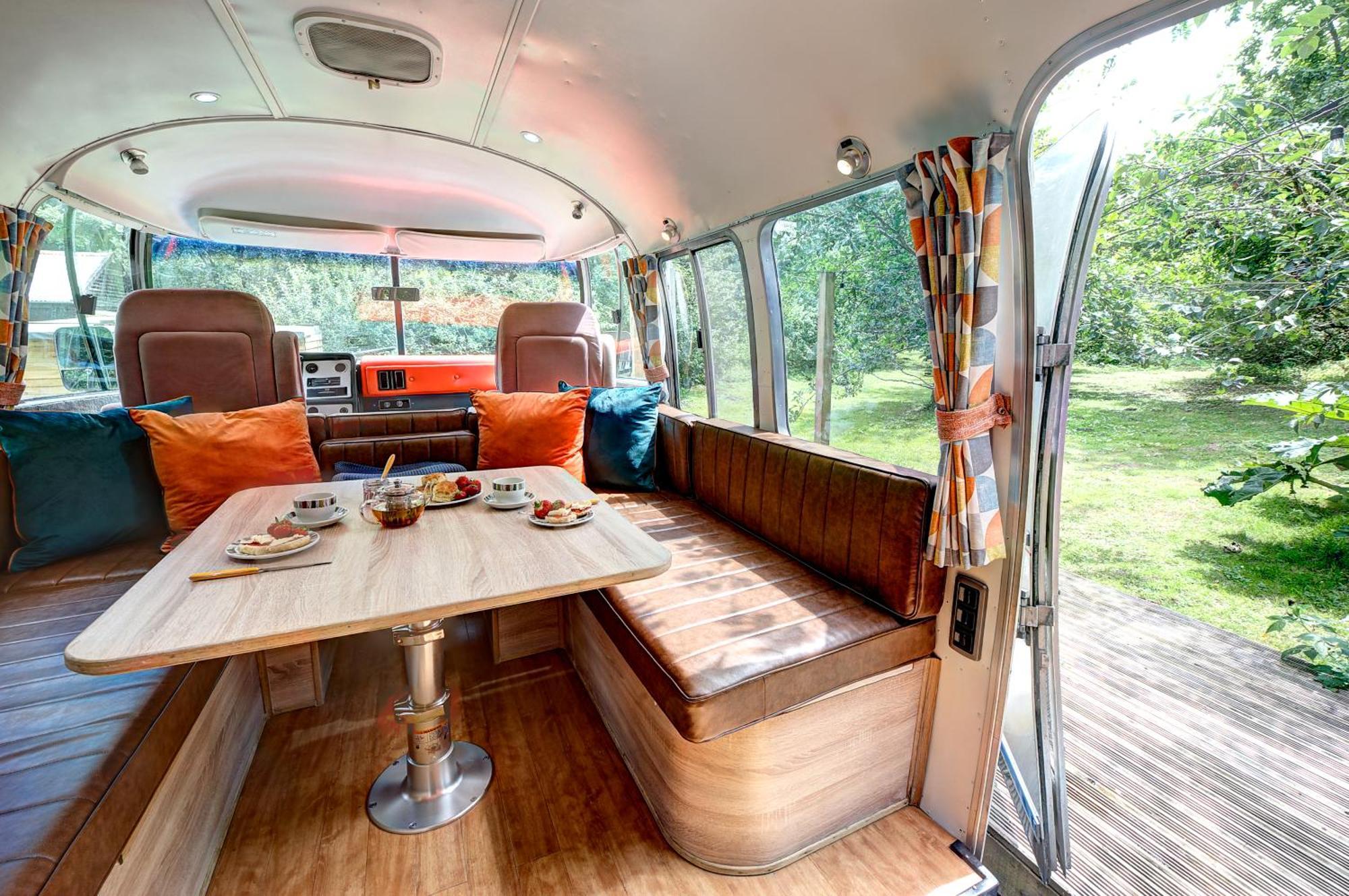 Glamping 1970 American Airstream Motorhome Ponsanooth Dış mekan fotoğraf